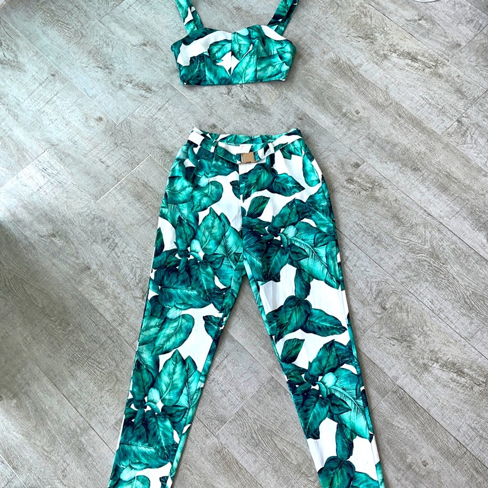 Boutique Palms Sexy Slacks and Crop Top